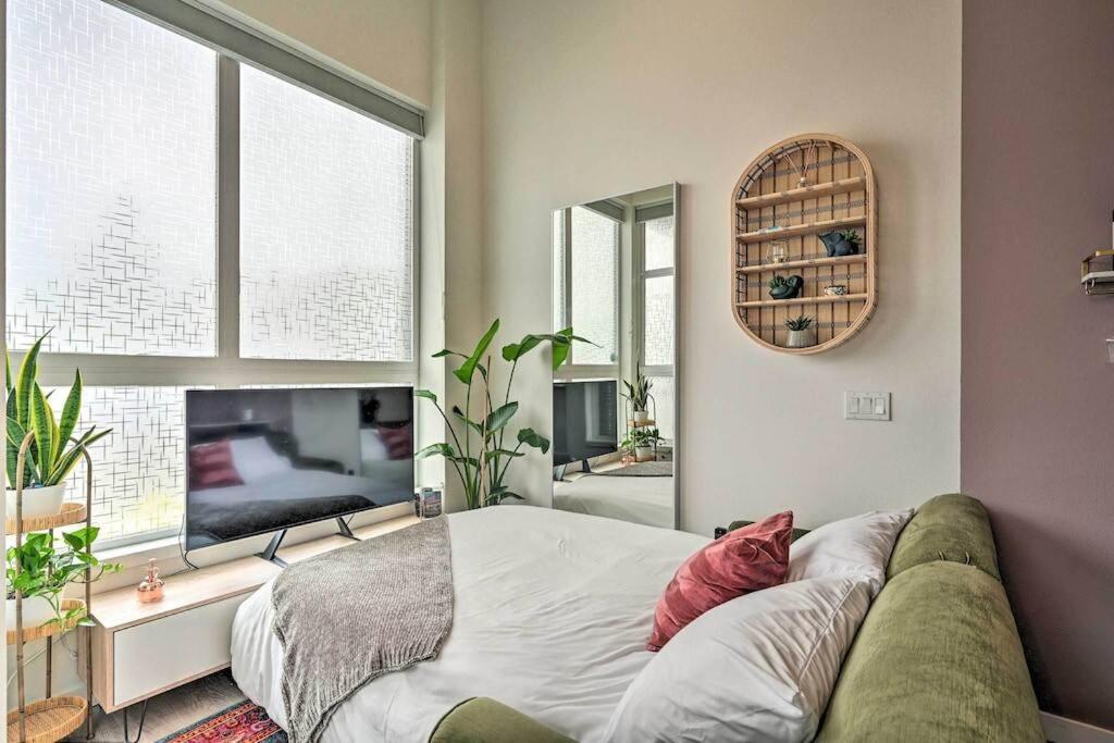 Stylish Ballard Studio 15 Mins From Space Needle Сиэтл Экстерьер фото