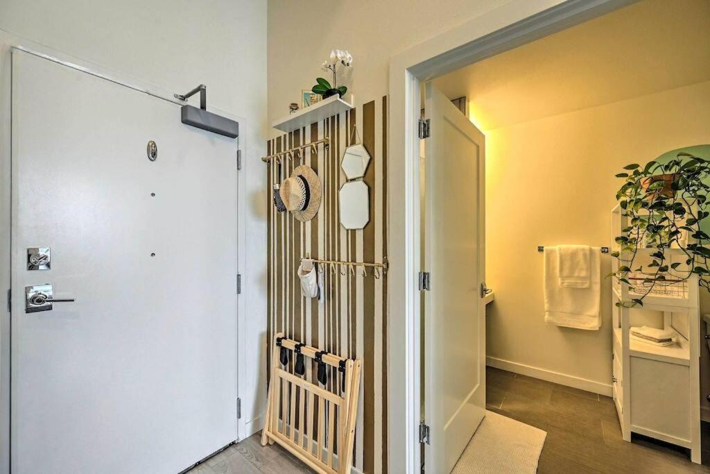 Stylish Ballard Studio 15 Mins From Space Needle Сиэтл Экстерьер фото